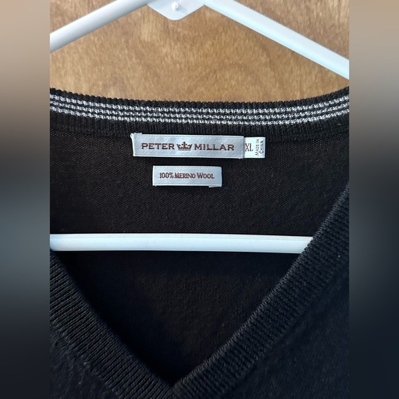 Peter Millar Men’s Merino Wool V-Neck Sweater Black Size X- Large - Picture 4 of 4